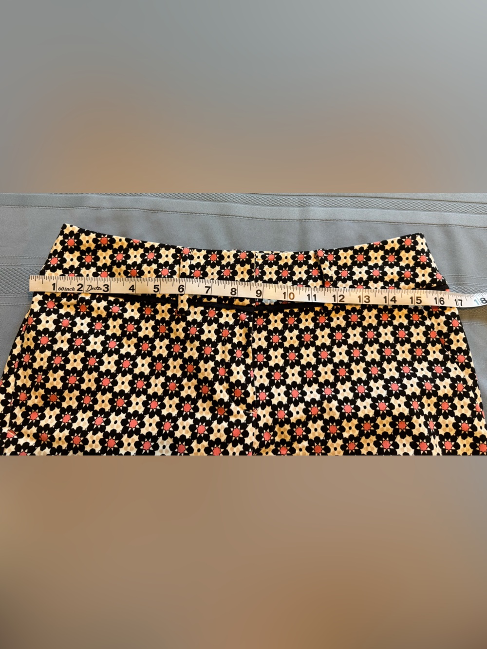 New York & Company Black Floral-Print High Waist Shorts with Coral Accents - Picture 5 of 6